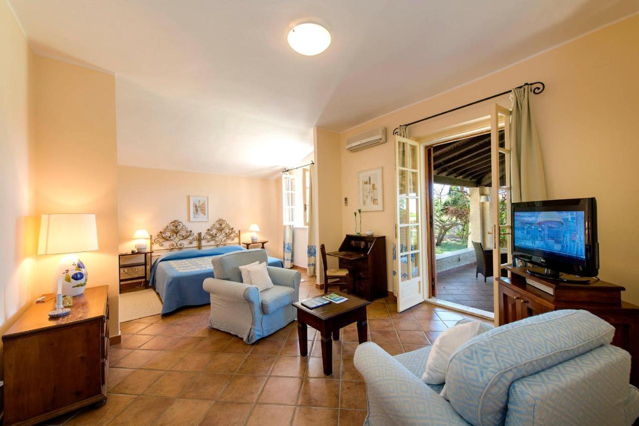 Is Morus Relais Hotel Santa Margherita di Pula Exterior photo