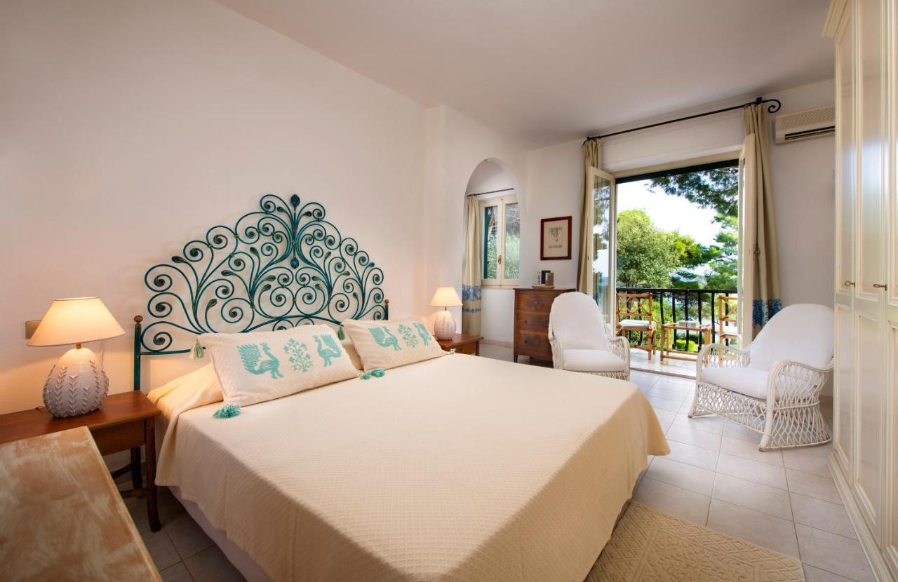Is Morus Relais Hotel Santa Margherita di Pula Exterior photo